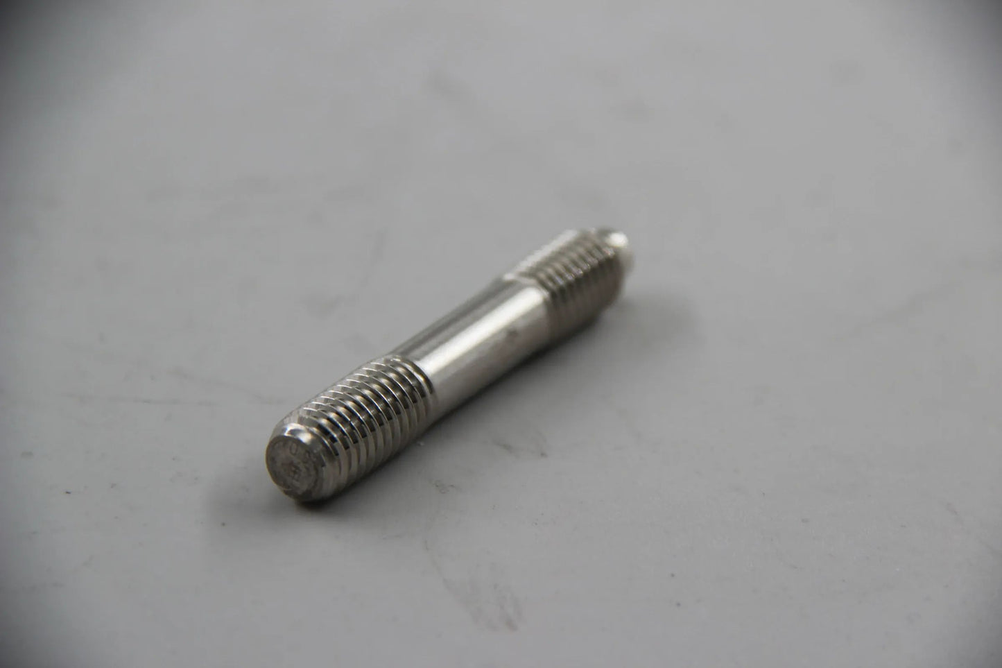 Original BMW E36 318tds E46 E34 E30 E60 E38 Stiftschraube M10X60 11142245277