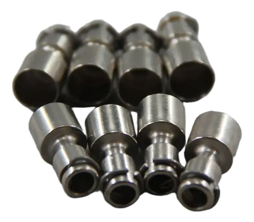Original BMW E21 E30 E36 E12 E28 E34 E24 E23 E32 E38 8x Rundstecker  12121705656
