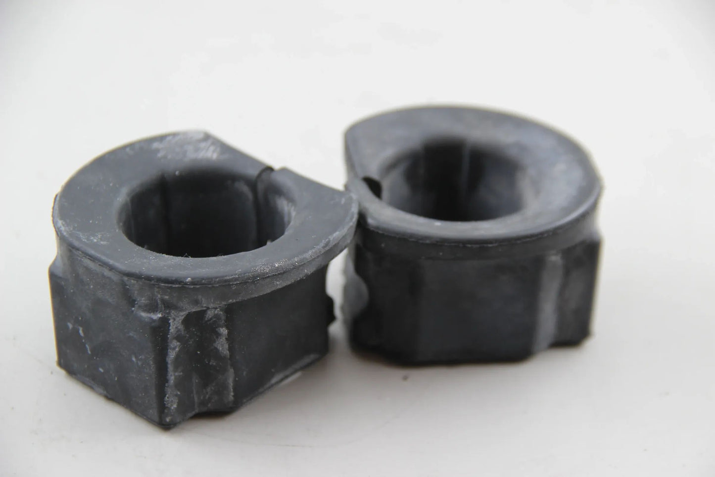 Original BMW E21 315 316 318 320 318i 320i 323i 2x Gummilager 32111120433