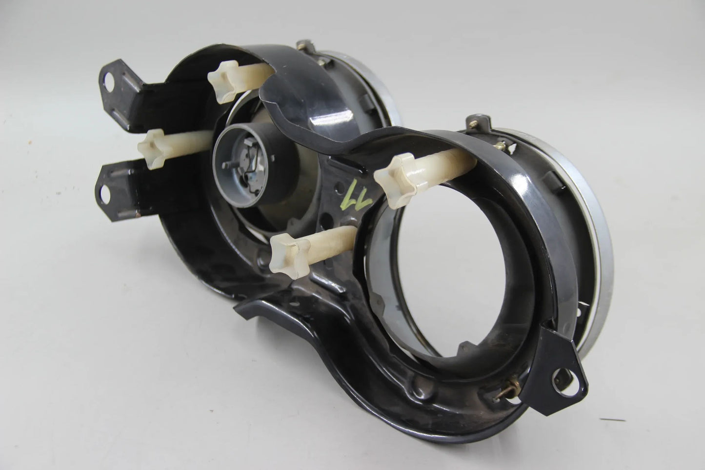 Original BMW E12 Frontscheinwerfer Links Hella 305110480