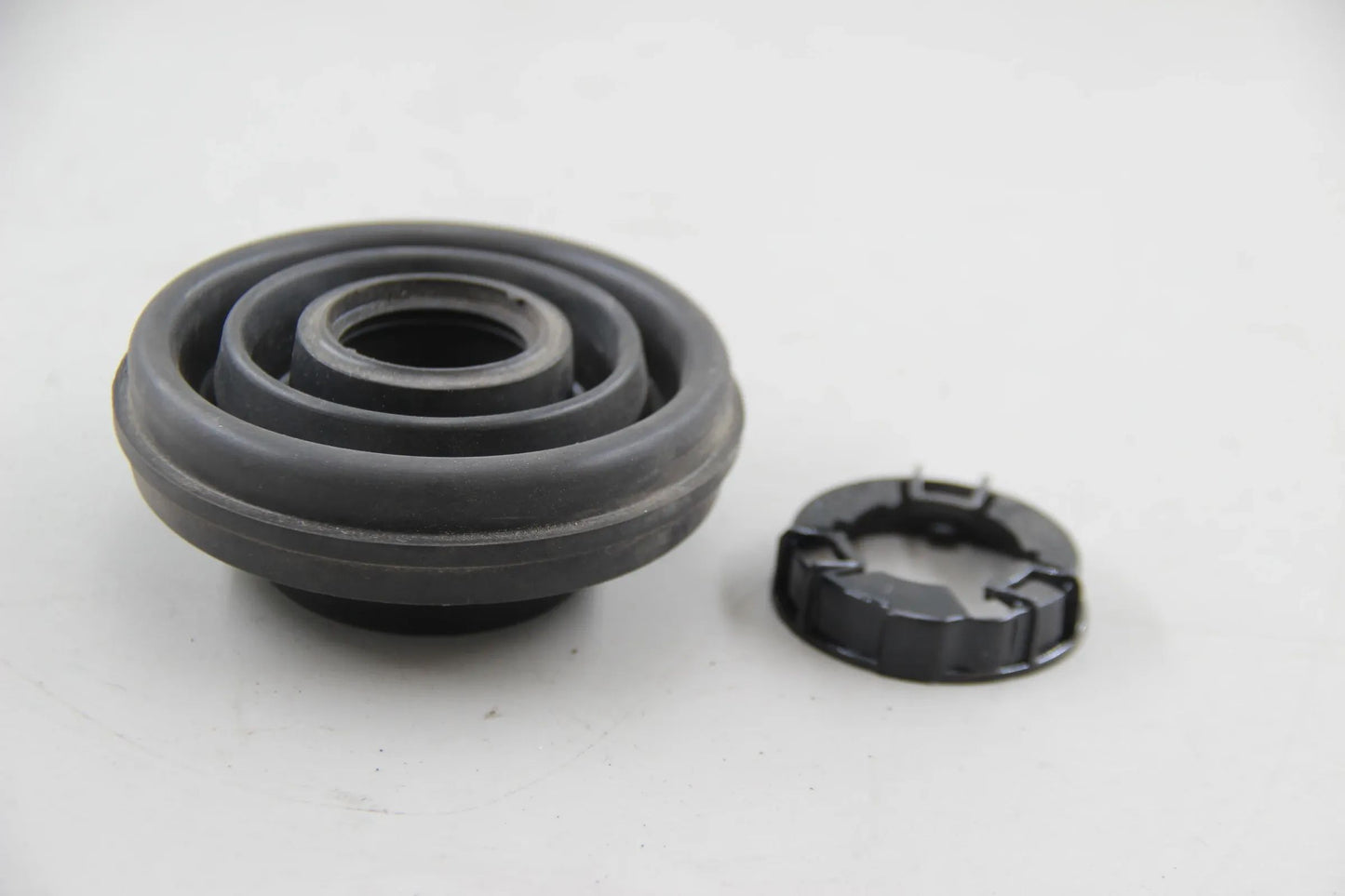 Original BMW E39 5er Abdeckung Abblendlicht mit Lampenfassung 148847 63126904047