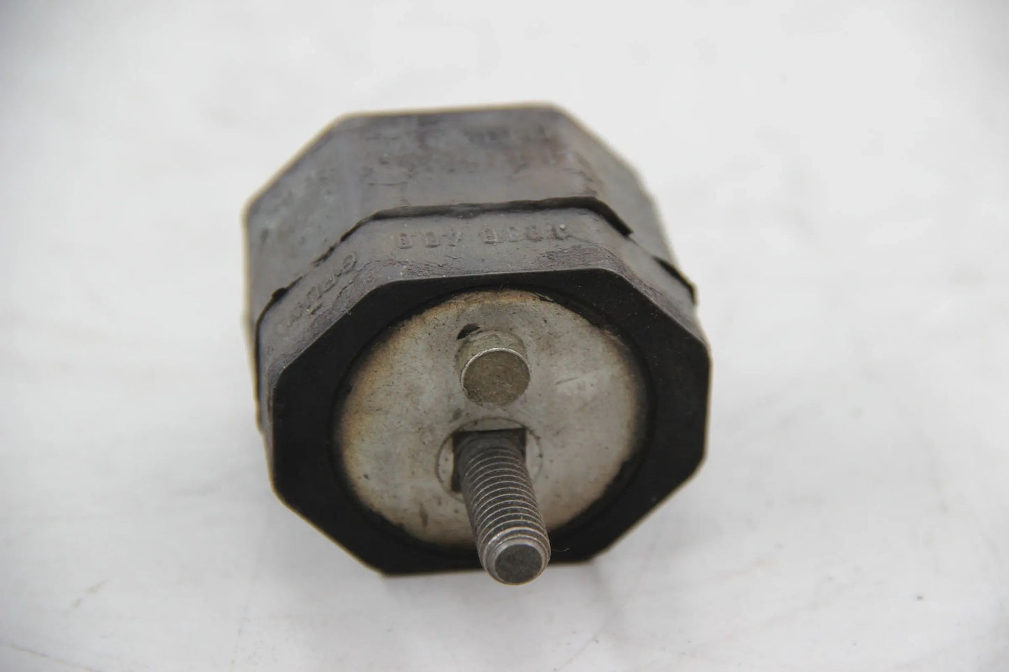 Original BMW E28 518i 520i 525i 528i 533i 535i E24 628CSi Gummilager 23711130400