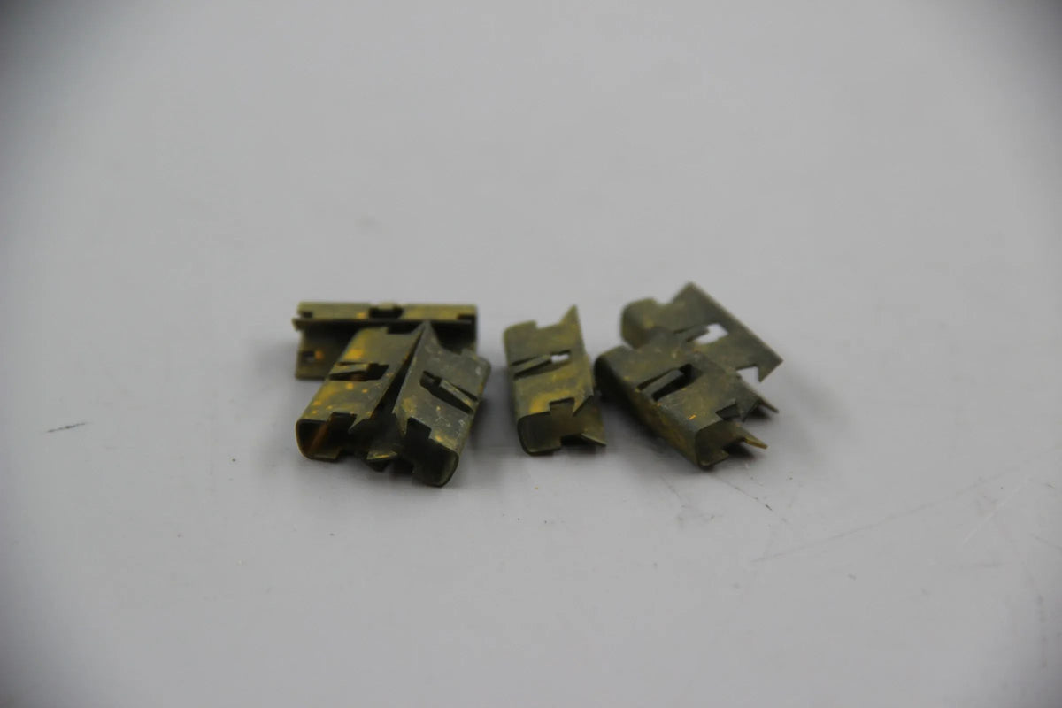 Original BMW E10 E3 E12 518-528 518i 520i 528i-535i 6x Klammer 51471800290