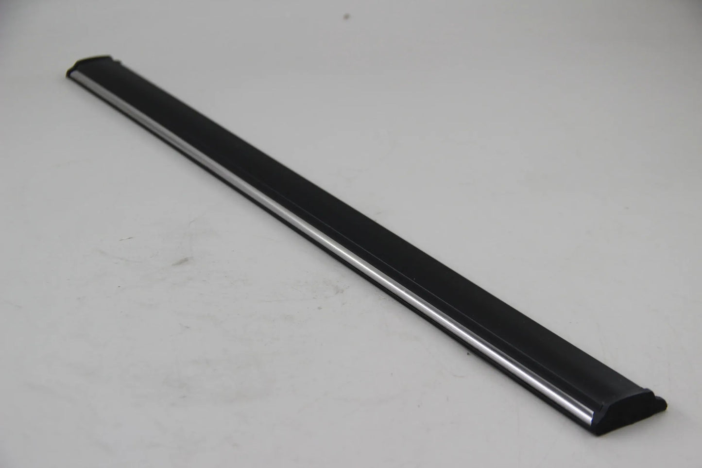 Original BMW E10 1502 2000 2002 Stossleiste Seitenwand hinten links 51131814689