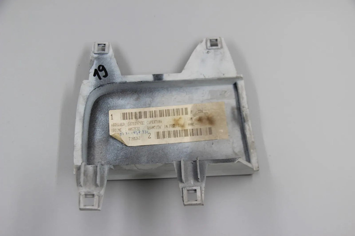 Original BMW E30 Abdeckung Ausschnitt Nebelscheinwerfer Scheinwerfer 51711979322