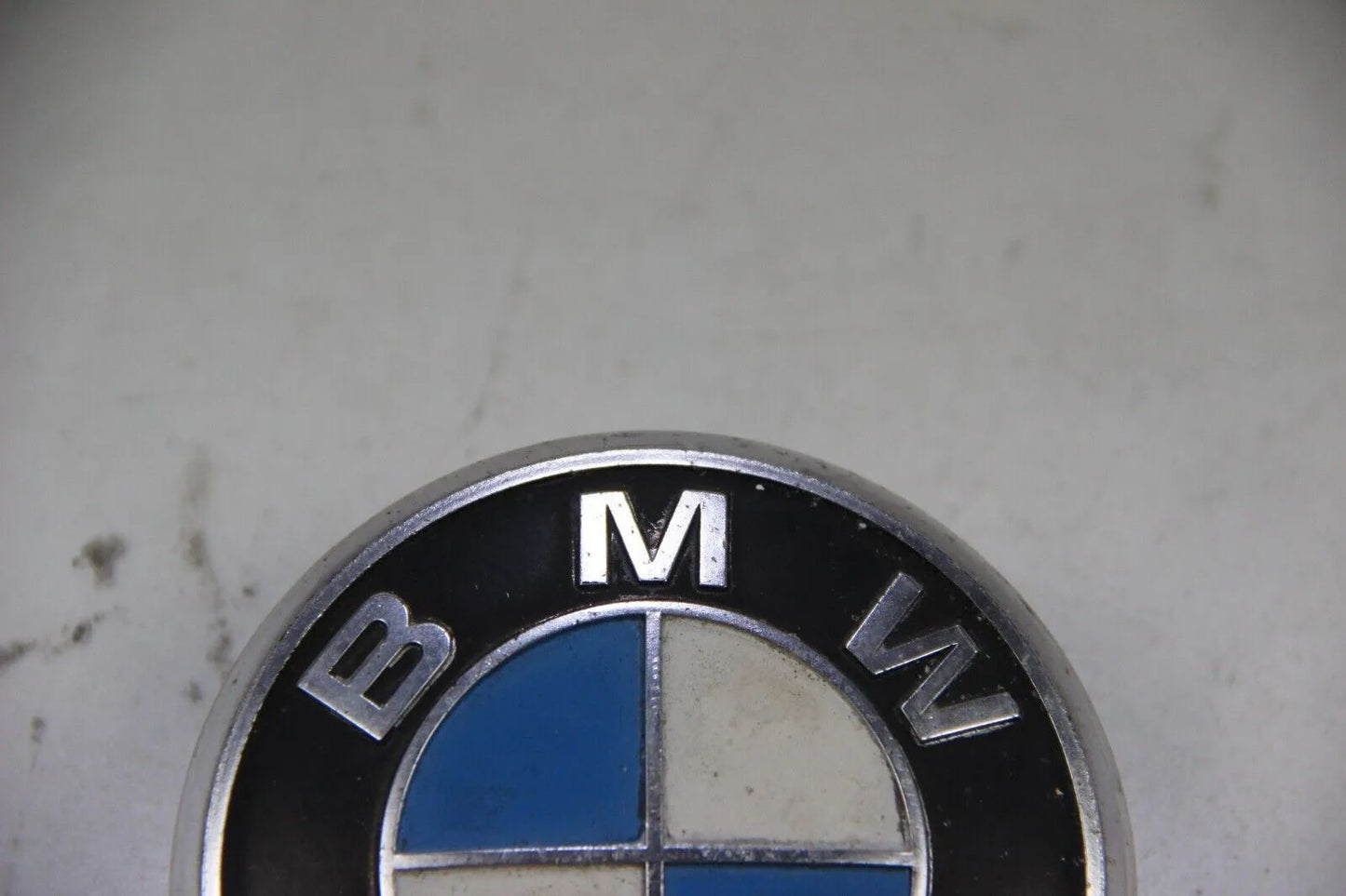 Original BMW E3 Plakette vorne Emblem 88mm Aluminium Badge OEM 00095808103