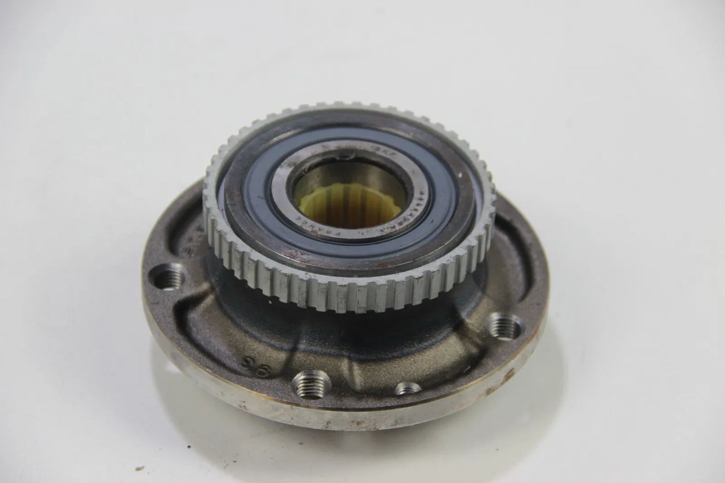 NEU Original BMW Radnabe vorne D74mm Radlager Vorne E34 E31 21211129386 NOS