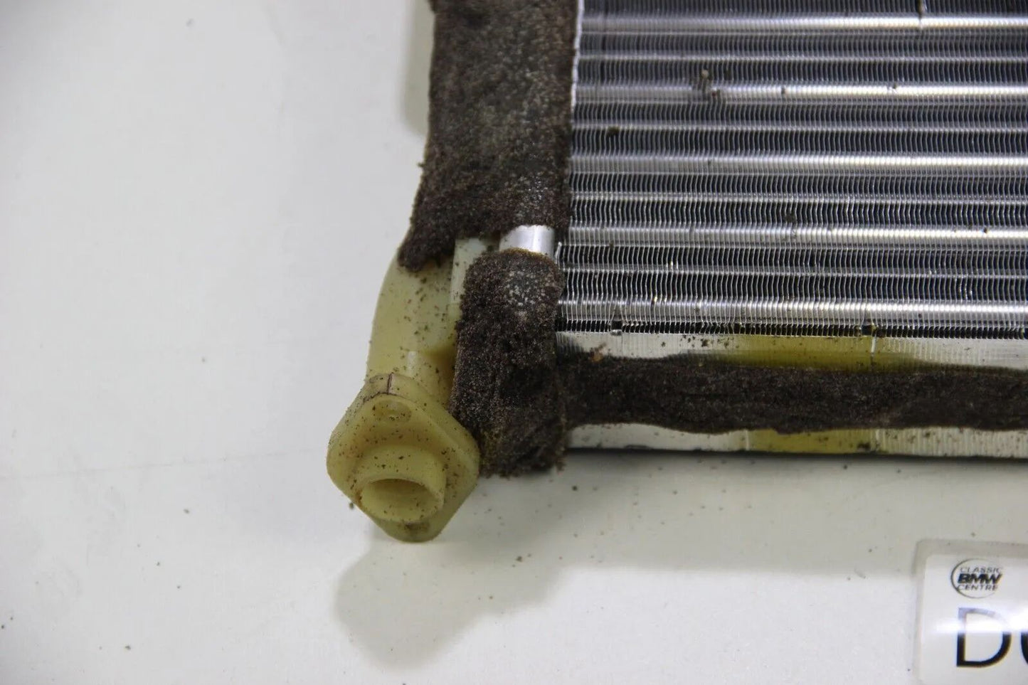 BMW E21 316-323i E12 518-535i E24 635csi Heizkörper Wärmetauscher 64111359491