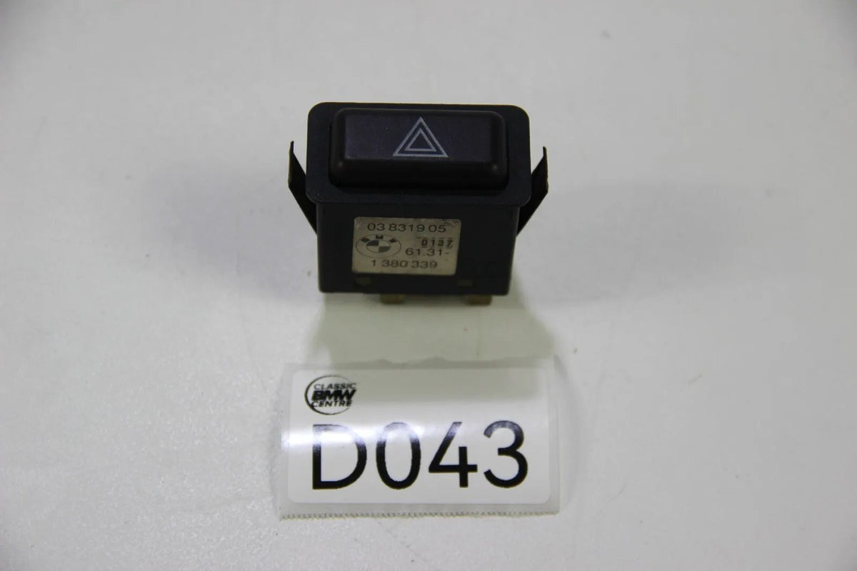 Original BMW E28 E30 Warnblinkleuchte Schalter / Gefahrenhinweis 1380339
