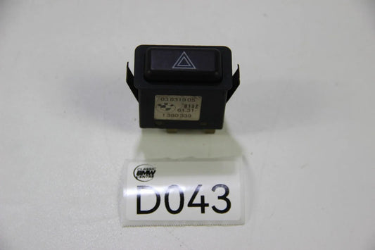 Original BMW E28 E30 Warnblinkleuchte Schalter / Gefahrenhinweis 1380339