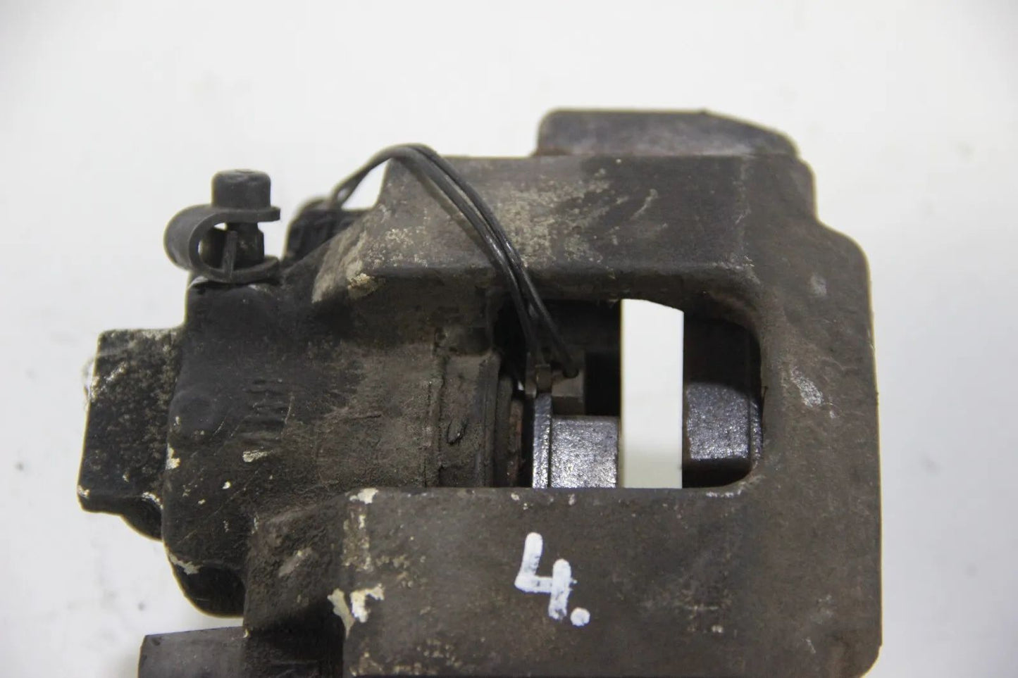 Original BMW E24 635csi E28 5er Bremssattel Sattelhalter hinten links rechts