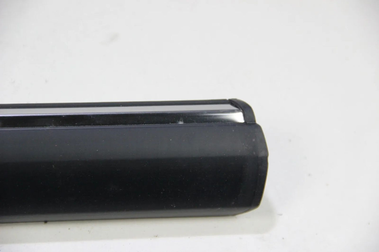 Original BMW E23 728i-745i Stossleiste Seitenwand vorne links NOS 51131848301