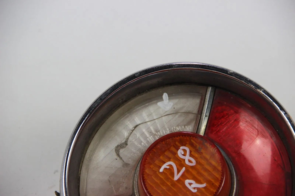 Original BMW E10 1502 1602 1802 2002 ti  Rückleuchte Rechts Rund Taillight