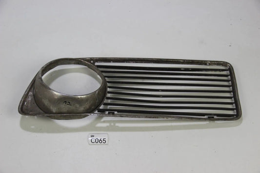 BMW E10 1502 1602 1802 2002  Ziergitter vorne Chrom Schwarz Rechts Zierleiste