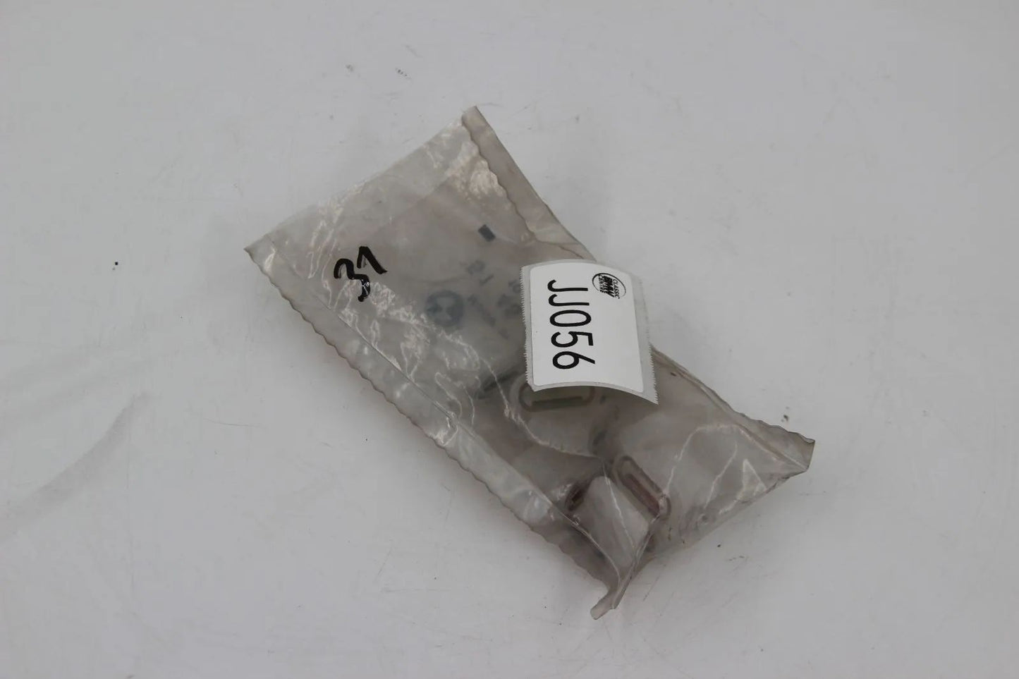 Original BMW E34 M5 M5 3.6 3.8  E32 750iLS Tülle Innenverkleidung 8 Stk. 5145193