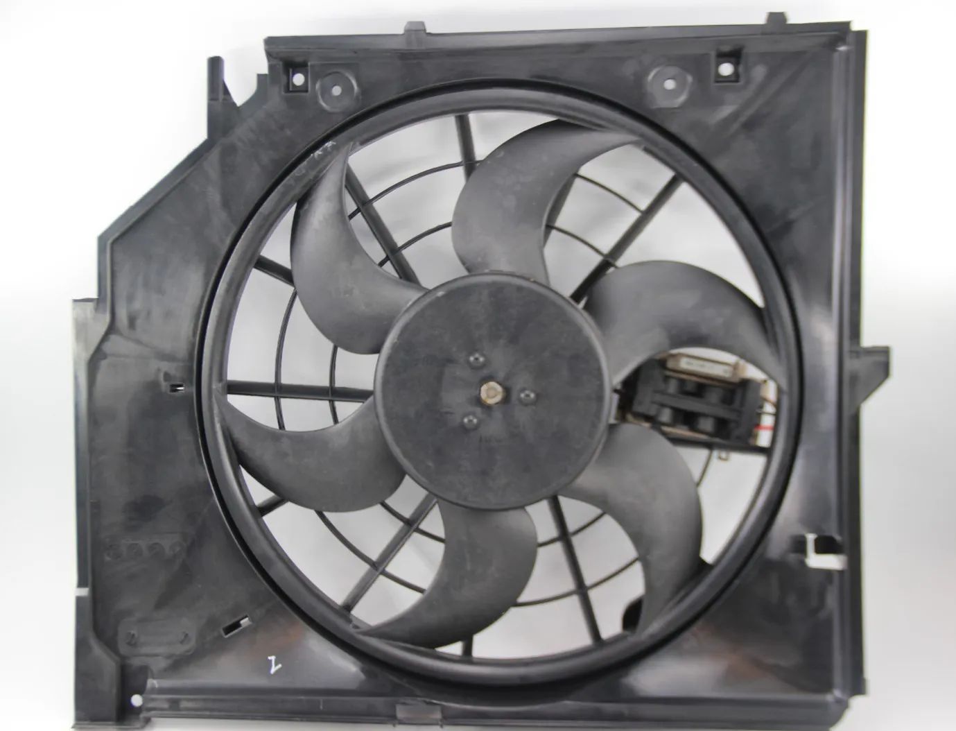 Original BMW E46   Kühlerlüfter mit Kühlerlüfterrahmen 390W NOS 17117510617