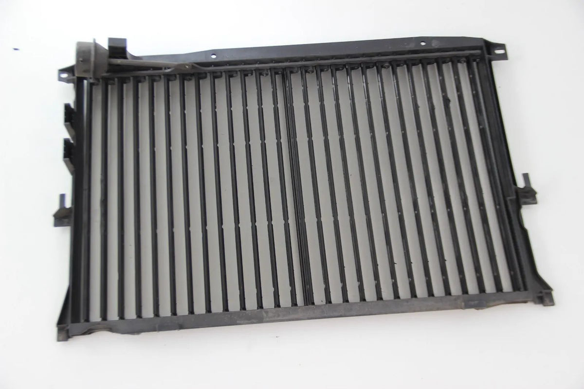 BMW E34 525tds M51 Kühler Jalousie 17302243500 Gebraucht