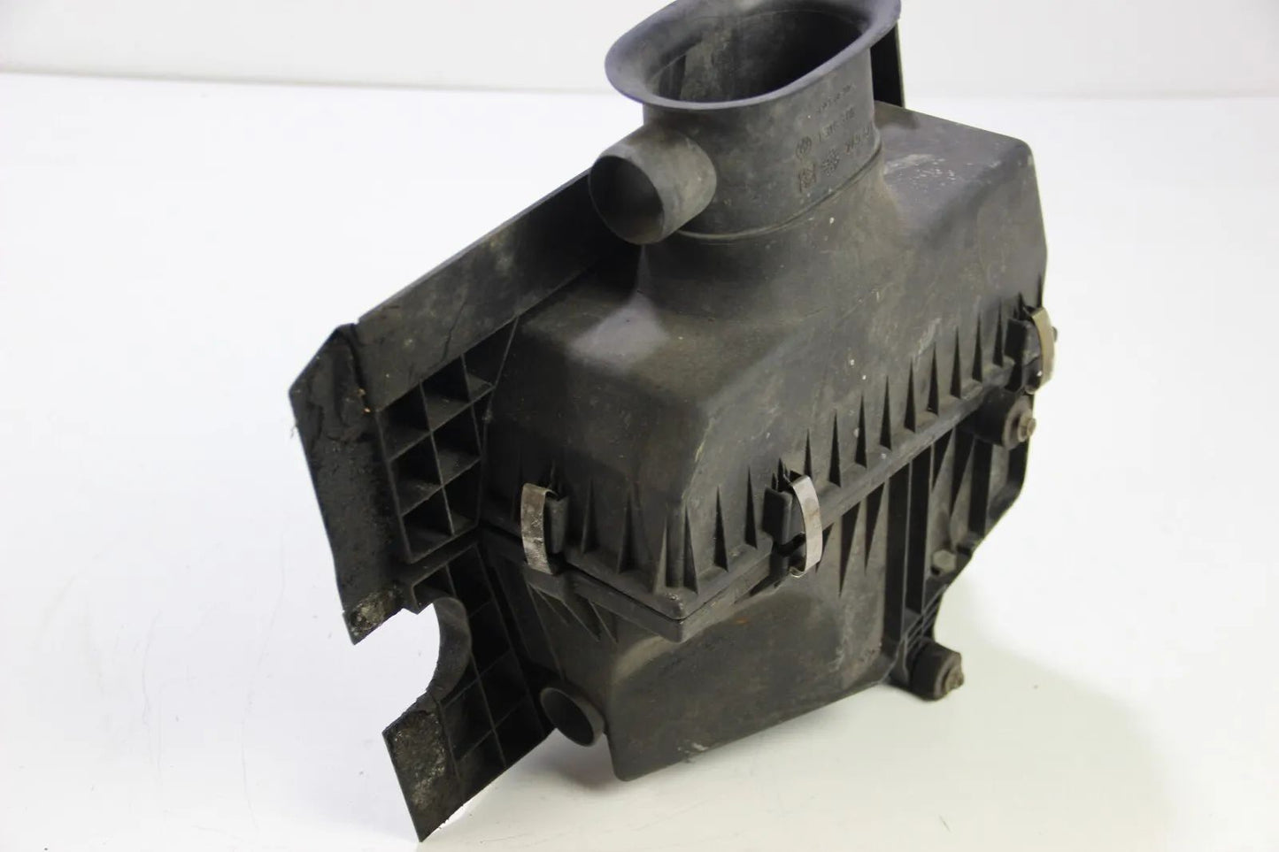 Original BMW E34 M5  Ansauggeräuschdämpfer Luftfilterkasten 1312065 1318388