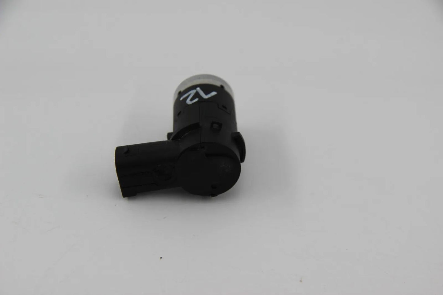 Original BMW E39 520d/i-540i M5 Ultraschallwandler schwarz  66216902181