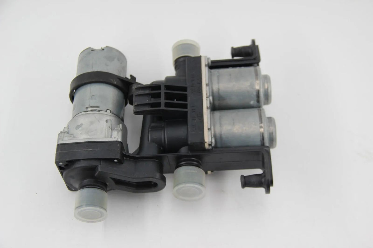 BMW E39 M5 S62 E38 750iLS M73 Wasserventil mit Zusatzwasserpumpe  641183749