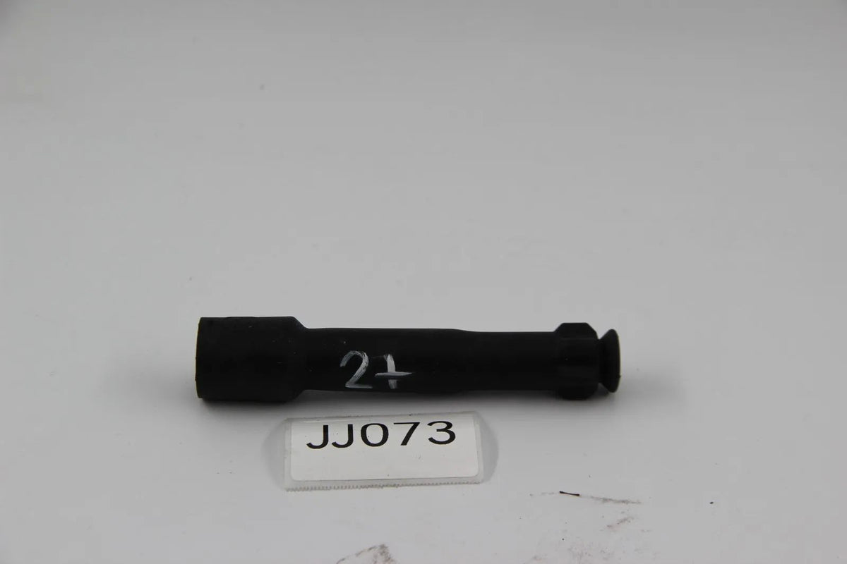 Original BMW E36 E34 E32 E38 E31 Zündkerzenstecker Zündspule  12131730521