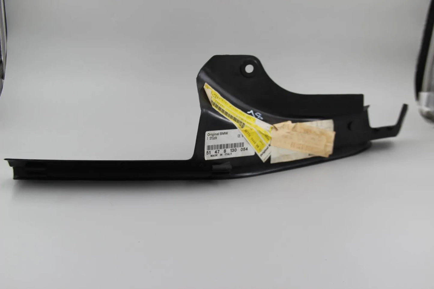 Original BMW E30 Einstiegsleistenblende hinten rechts schwarz 51478130054