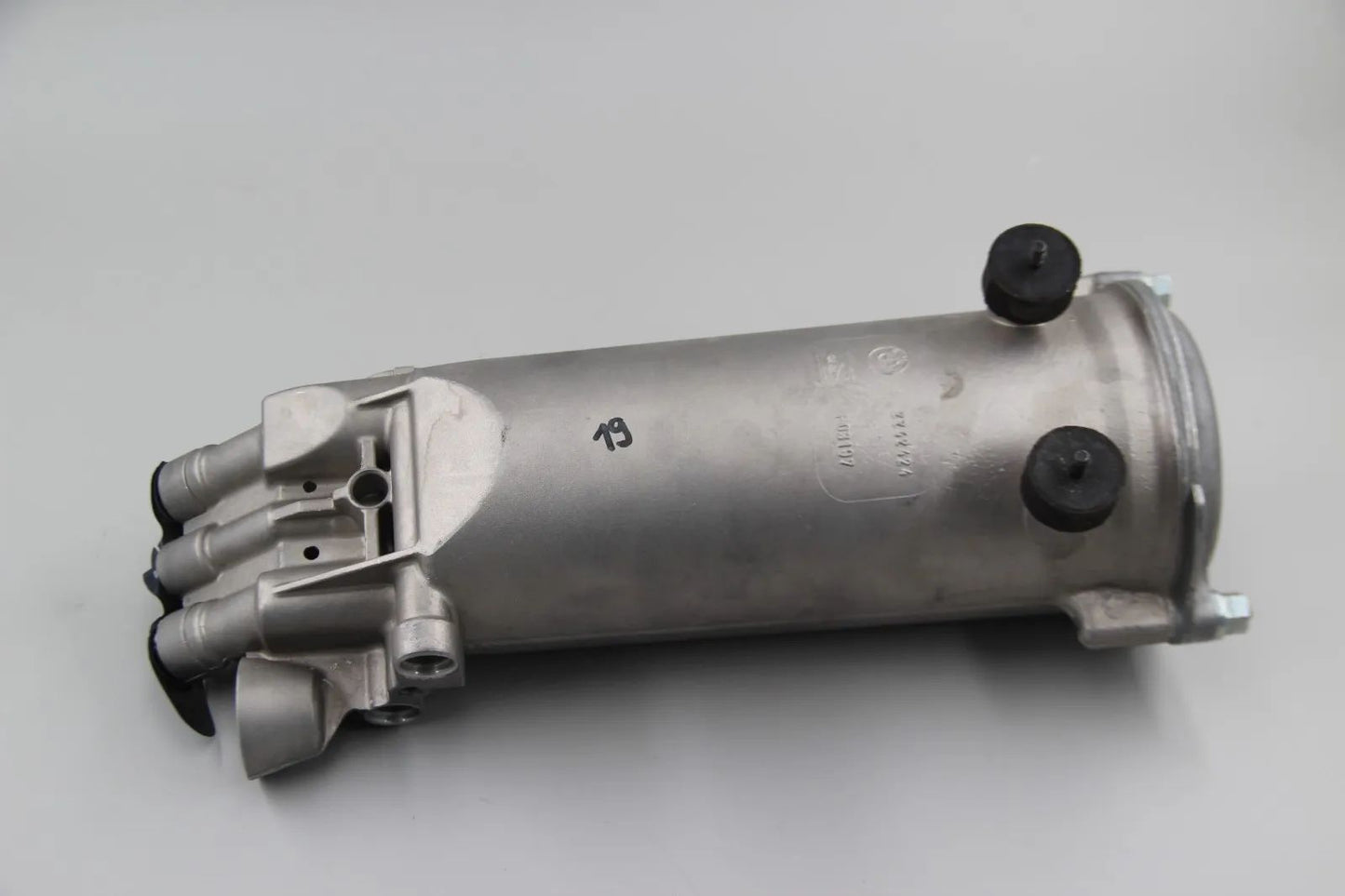 Original BMW E34  Ölfiltergehäuse Ölfilter Gehäuse Filter Housing NOS 2242424