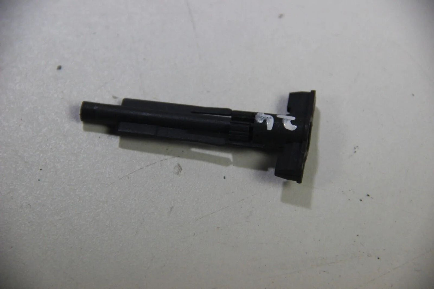 Original BMW E30 325i 6-Zyl Kombiinstrument Codierstecker 10 Coding Plug