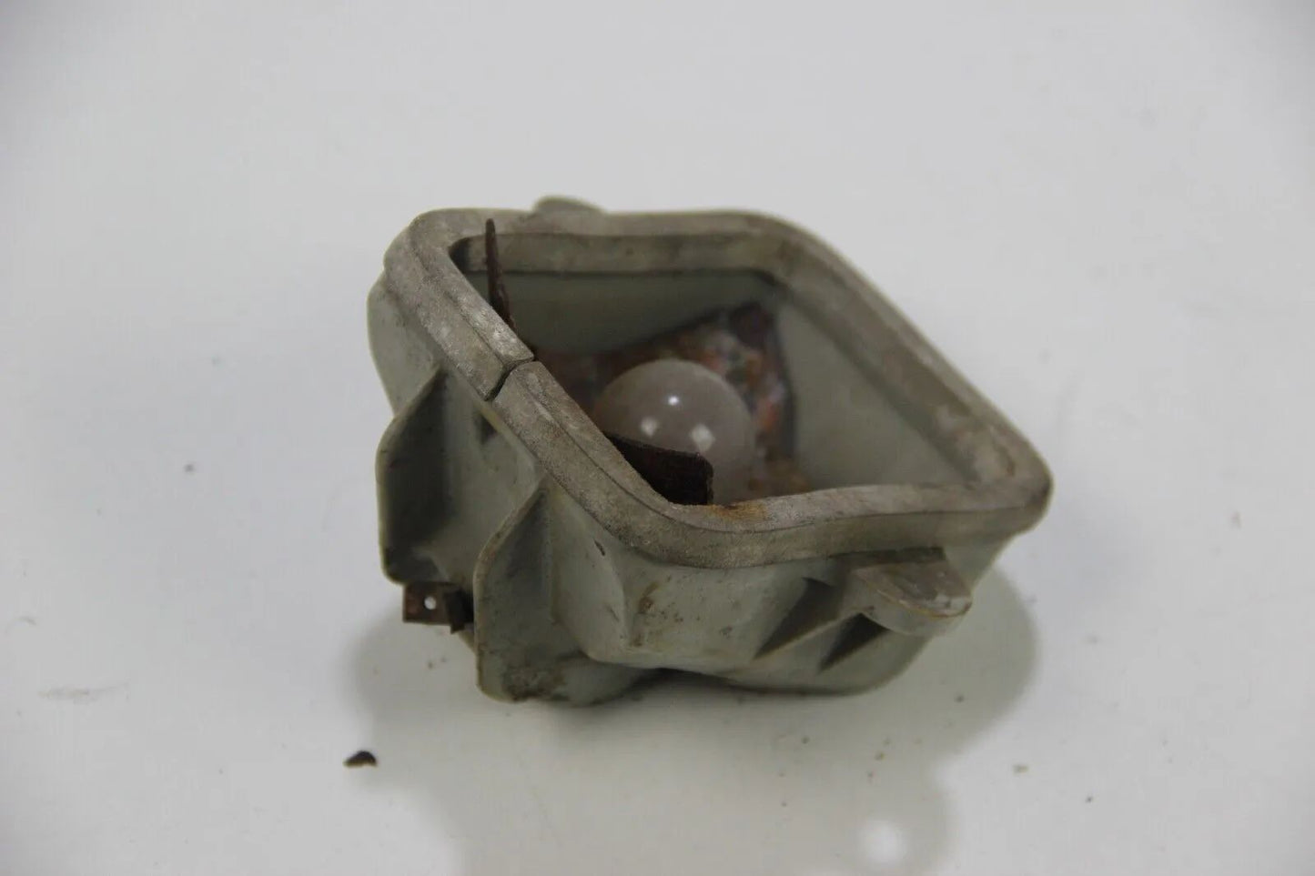 Original BMW E9 2.5cs-3.0csi csl Lampenträger Nebelschlussleuchte Hella Leuchte