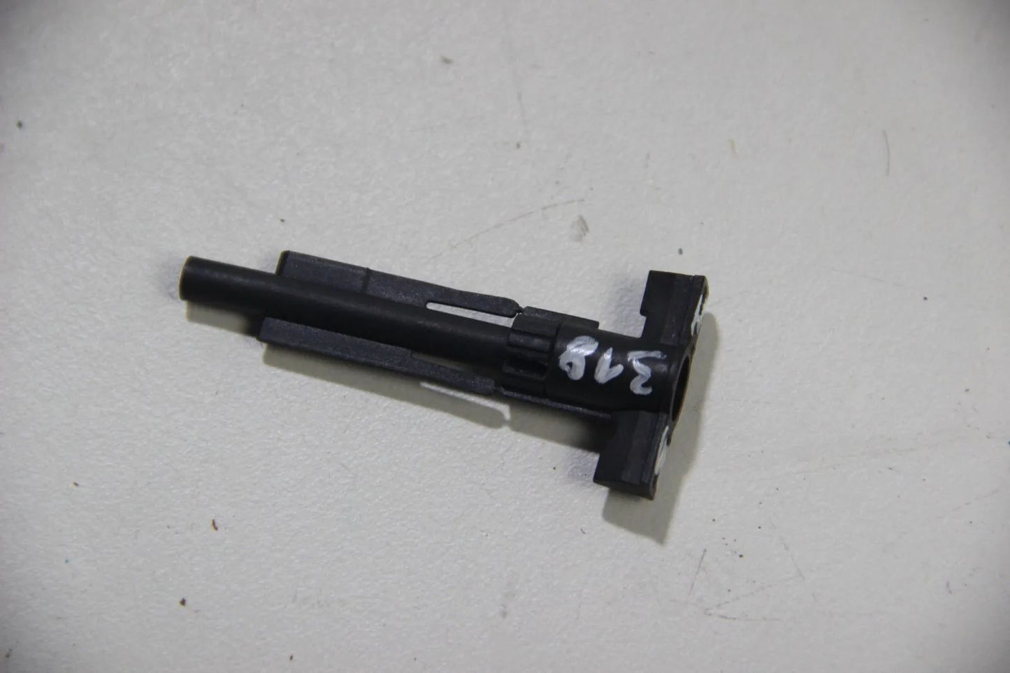 Original BMW E30 318i 316i 3er	Kombiinstrument Codierstecker 04 Coding Plug