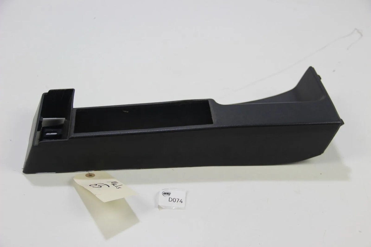Original BMW E30 316i 318i 320i  325i M3 Mittelkonsole Kassettenfach 51161884246