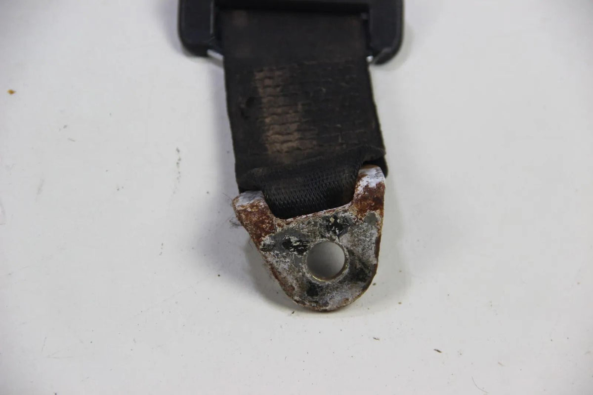 Original BMW E30 2-Türer Sicherheitsgurt hinten Rückbank 3er 316i-325i M3 OEM