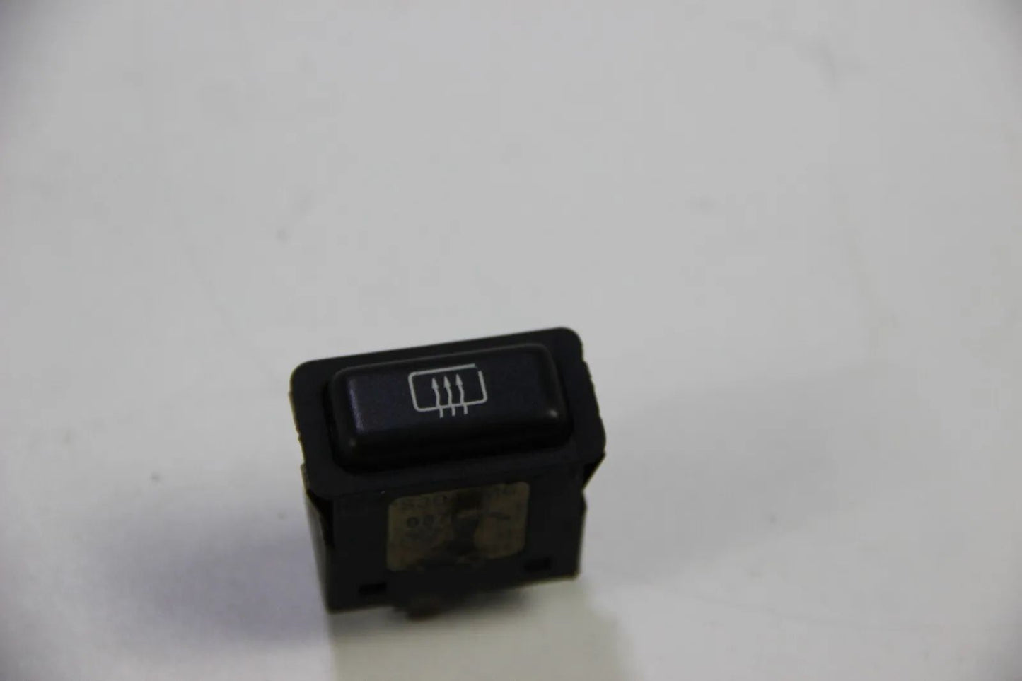 Original BMW E30 Heckscheibenheizungsschalter elektrisch 1381174