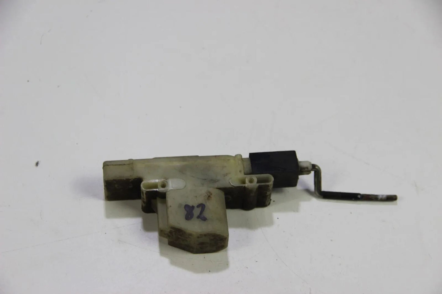 Original BMW E30 M3 Stellantrieb Einfüllklappe Tankklappe 51261372572