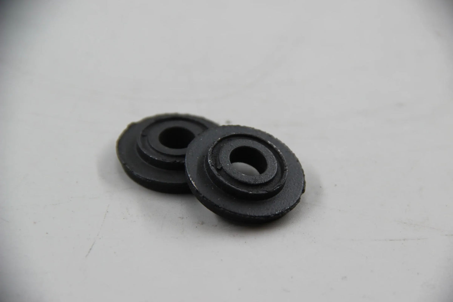 Original BMW E10 E21 E30 316 316i 318i 320is E12 E28 NK 2x Buchse  11721261404