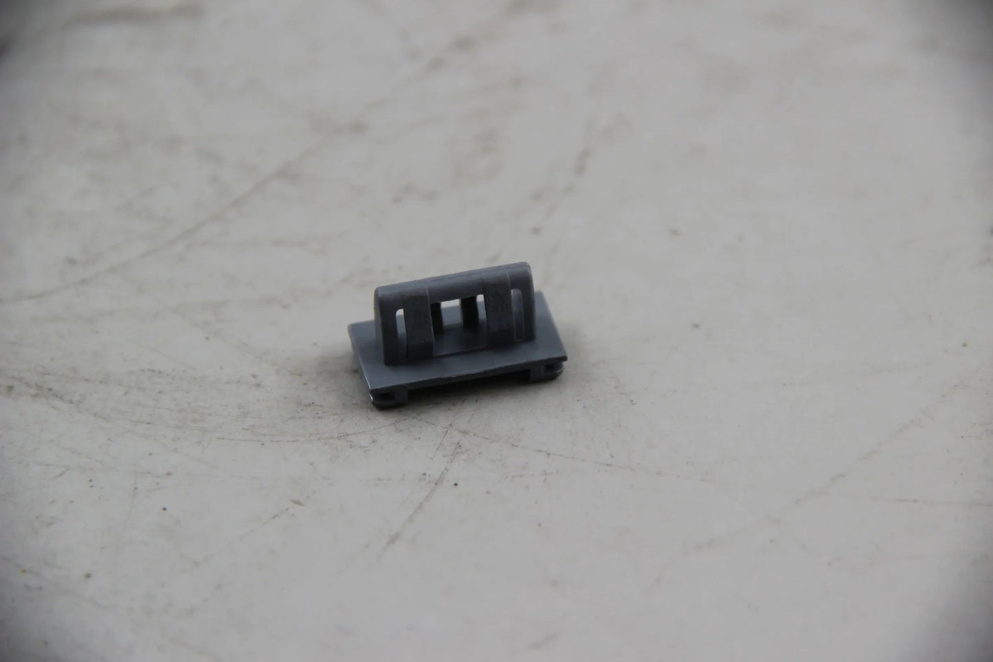 Original BMW E61 E83 E53 E70 Clip Panorama Glasdach NOS NLA 51447123304
