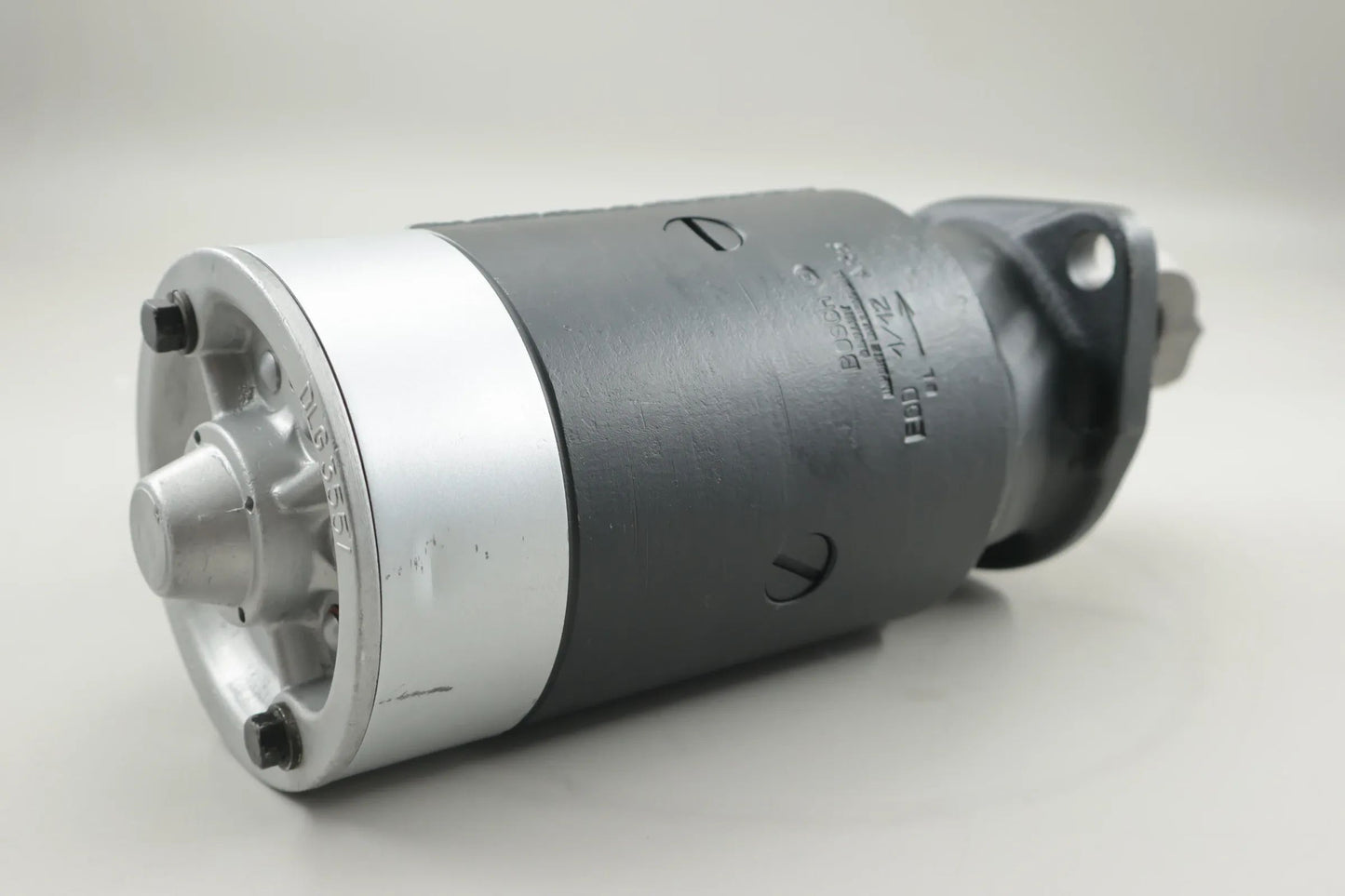 Mercedes-Benz W198 300SL  Starter Startermotor Bosch Überholt 000 151 02 01