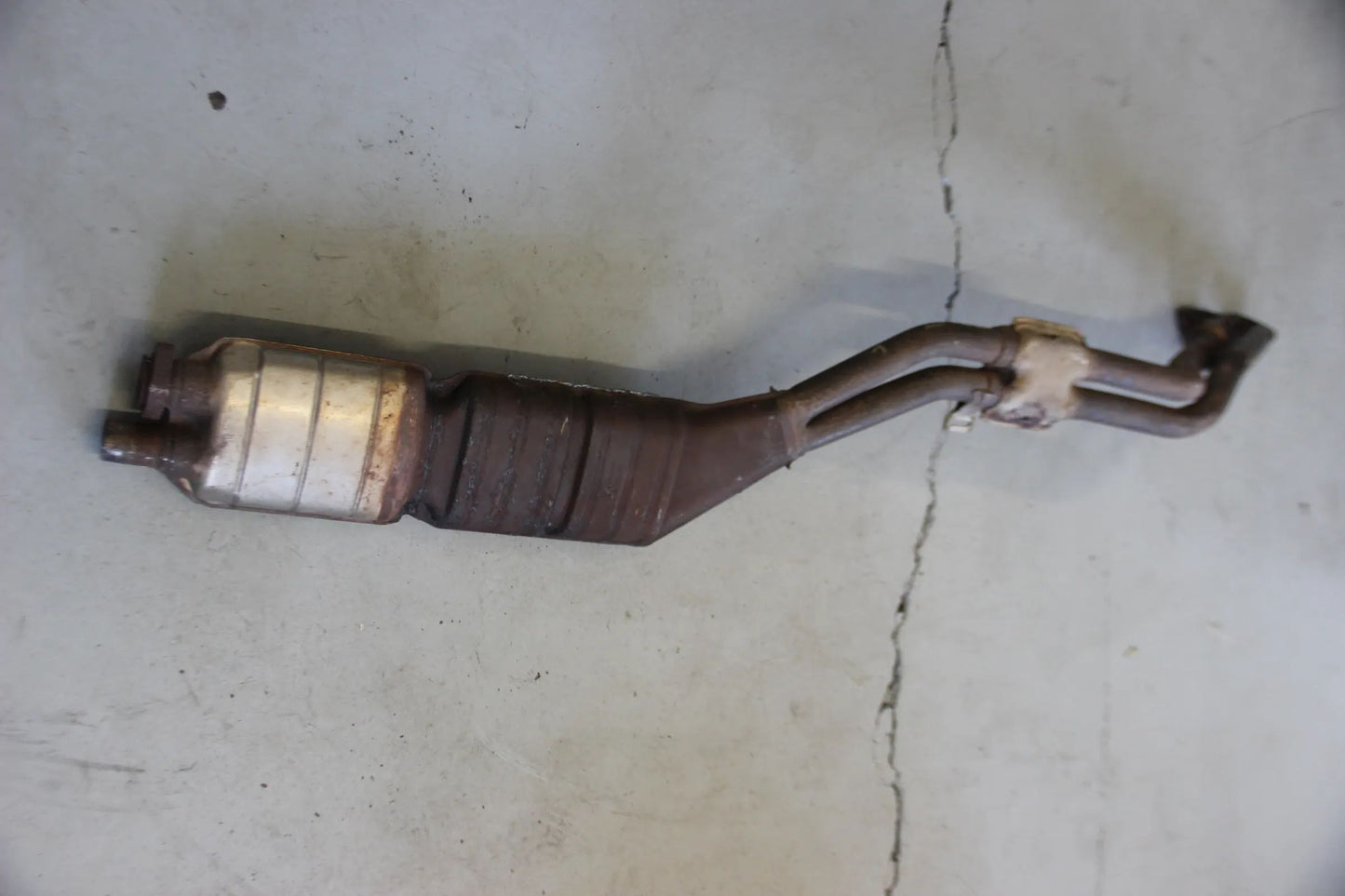 Original BMW E30 325i Katalysator