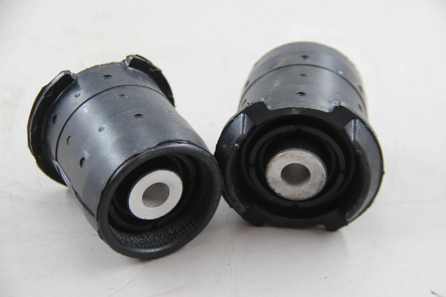 Original BMW E36 316i 318i 320i-328i M3 Satz Gummilager D=60,5MM 33319059300