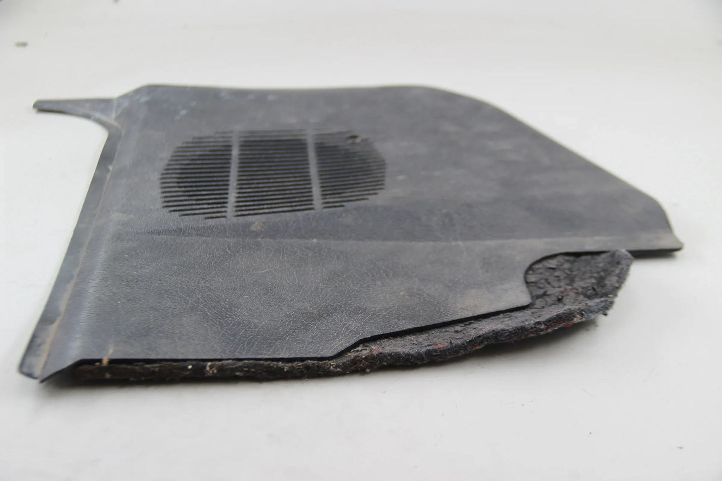 Original BMW E30 3er Verkleidung Lautsprecher vorne rechts 51431935592