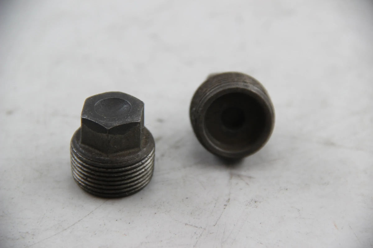 Original BMW E10 NK E21 E30 E12 E24 2x Verschlussschraube M24X1,5 27111226798