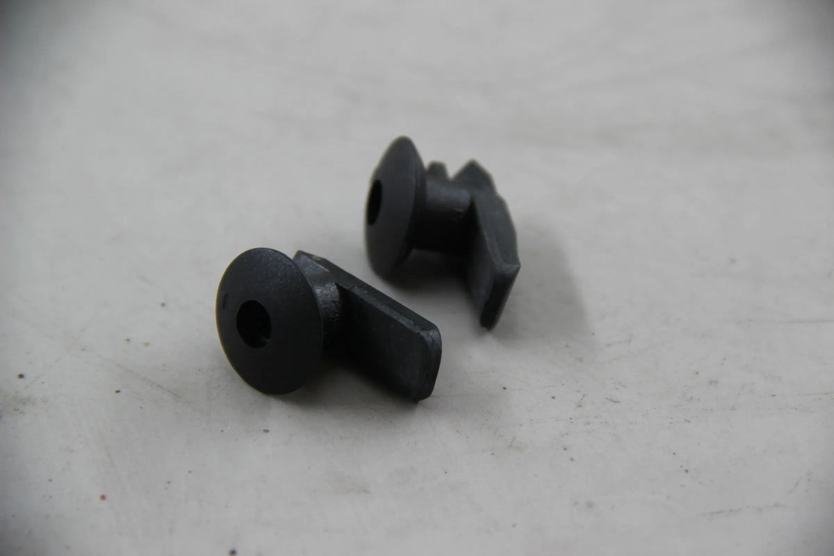Original BMW F20 F22 F80 F82 E60 E61 F06 F13 F01 F04 2x Clip 51717064092