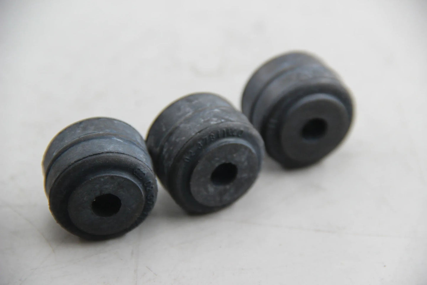 Original BMW E10 E3 E9 NK E21 E12 E24 E23 728i 3x Gummiring 31351125712