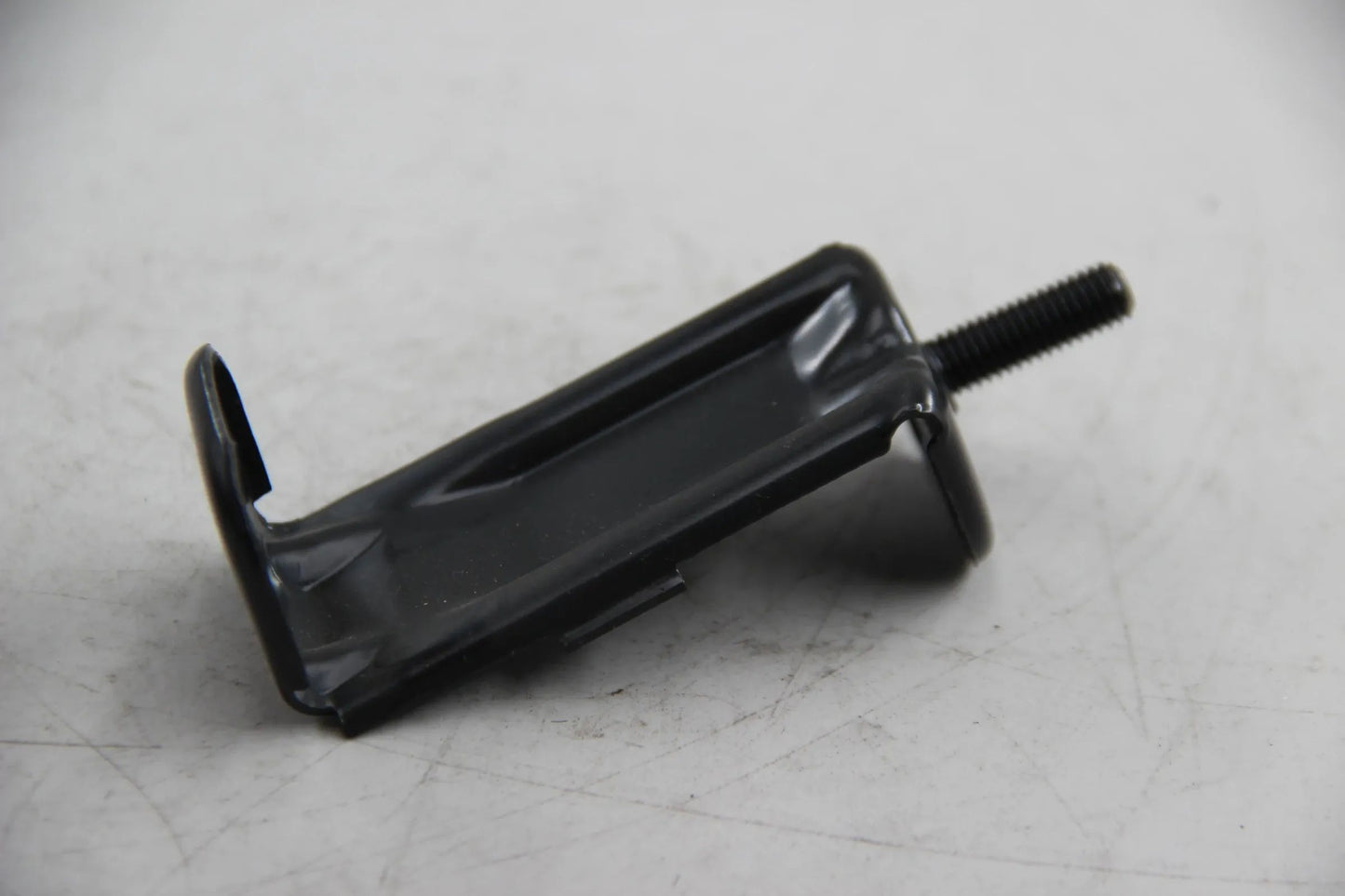 Original BMW E28 518i 520i 528i 533i 535i Halter rechts NOS NLA 51121867612