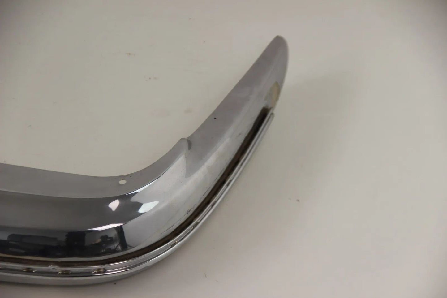 Original Mercedes W108 W109 S-Klasse Stoßstangenecke Hinten Rechts Chrom