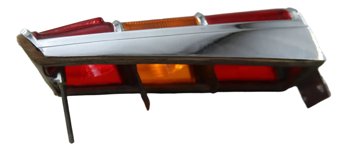 Original BMW NK Limousine Heckleuchte Rücklicht Lichtscheibe links rot-gelb-rot