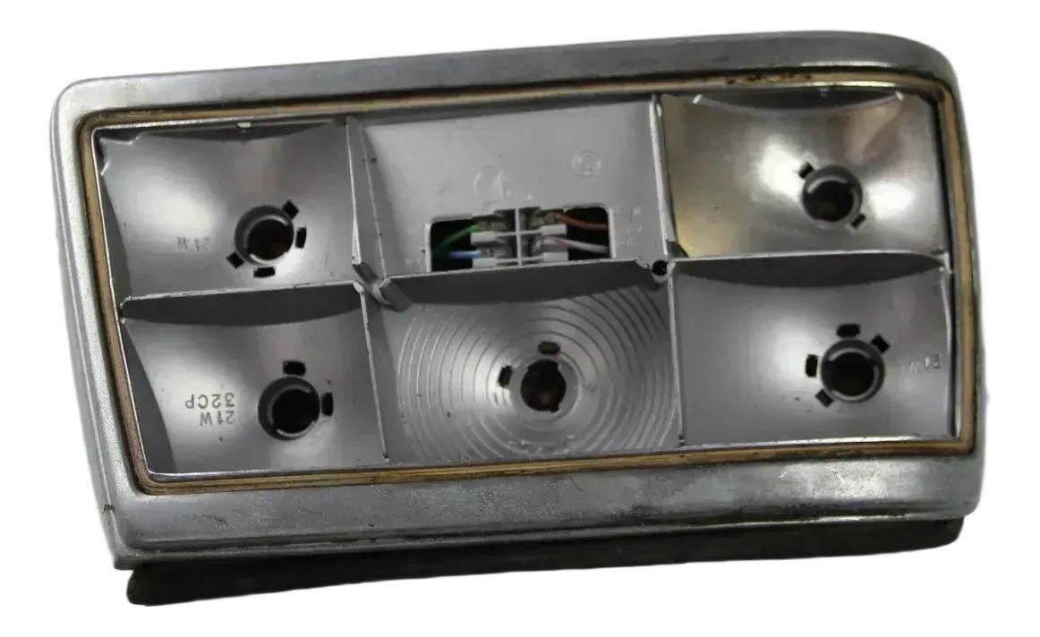 BMW E12 Rücklicht Heckleuchte Lampenträger links
