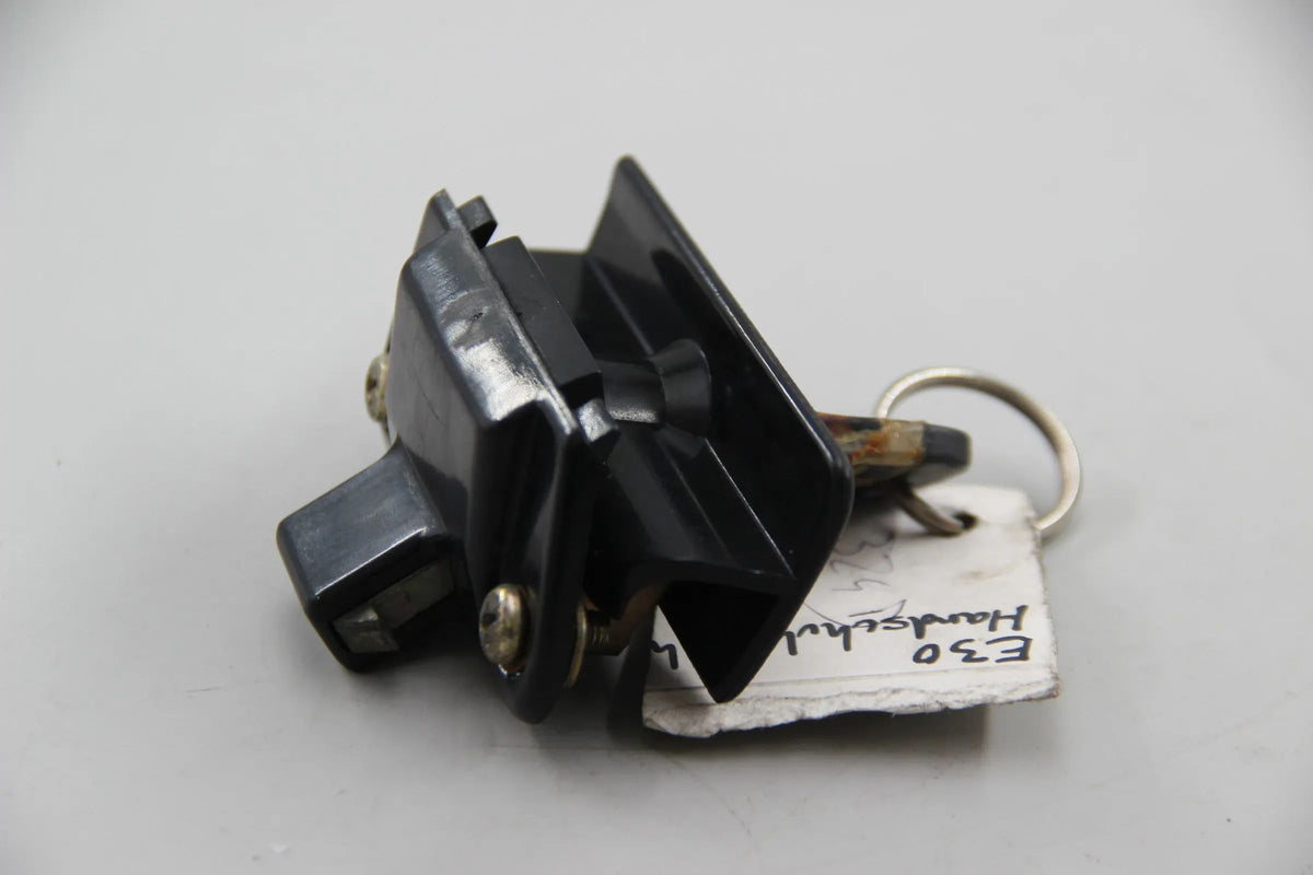 Original BMW E30 324d Verschluss mit Schlüssel Handschuhfach 51161853002