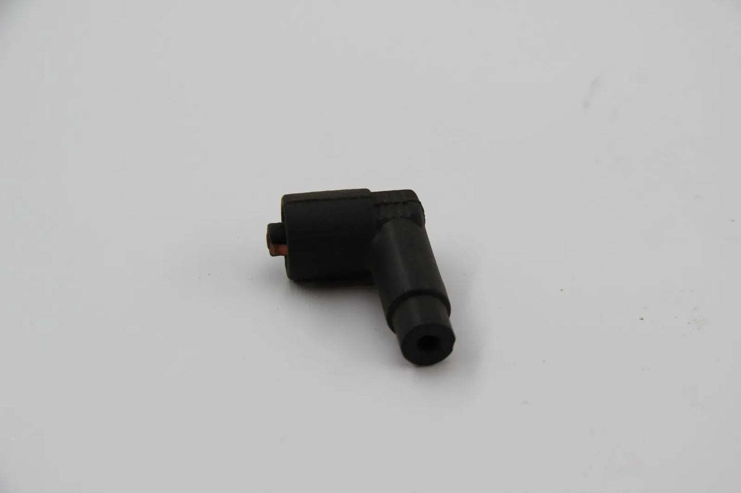Orig BMW E10 E3 E9 E21 E12 E28 E24 E23 Entstörstecker 1000-OHM NOS 12121289841