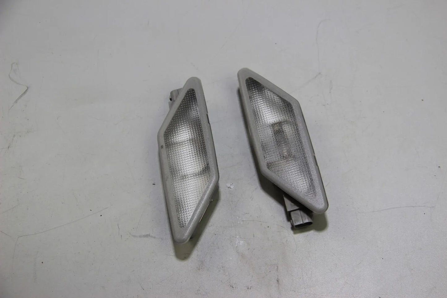 Original BMW E36 Innenraumleuchte Licht C- Säule paar 8361638 8361637